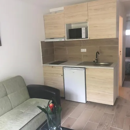 F2 Avec Terrasse Apartamento